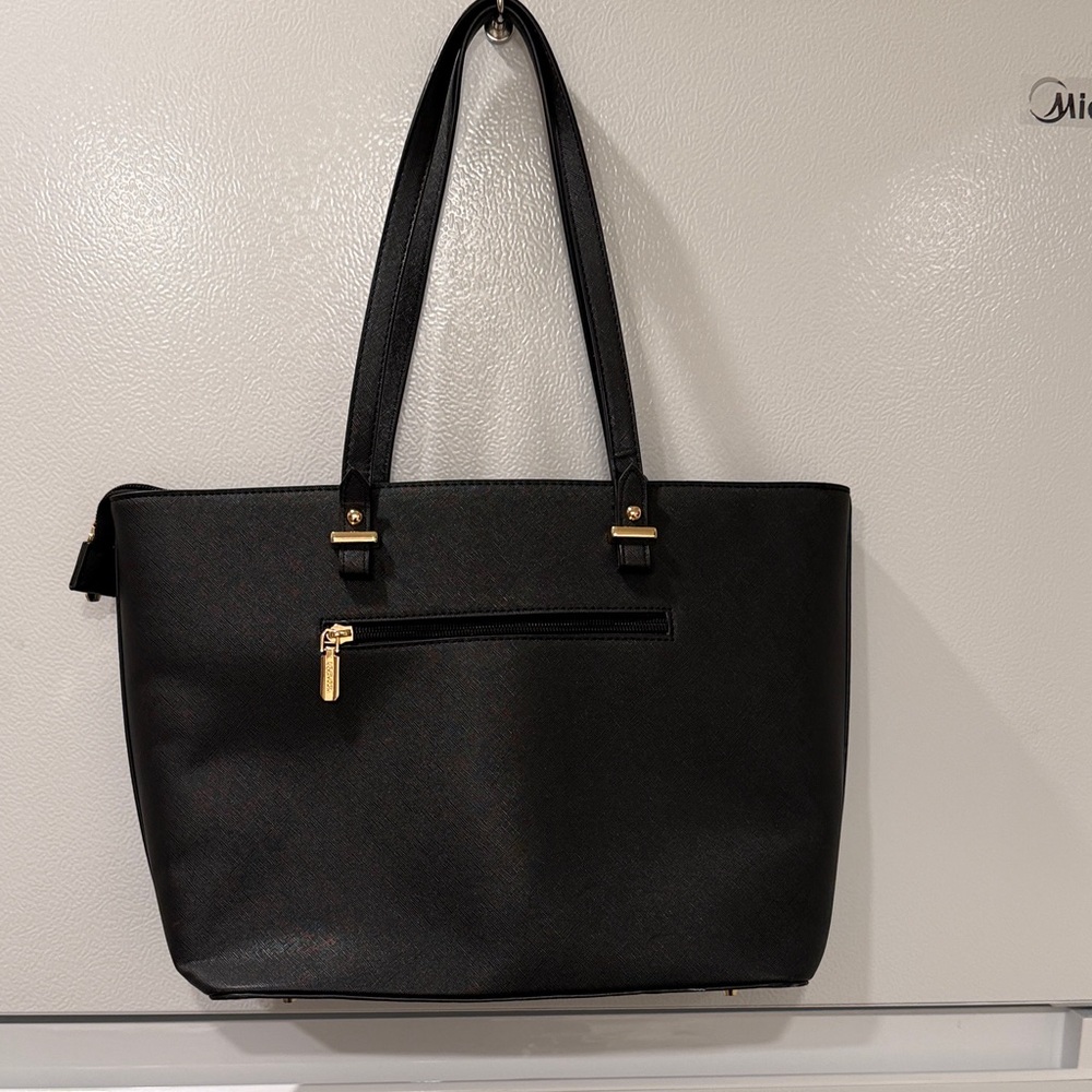 Lovevook Tote Bag with Gold Accents - Picture 7 of 12